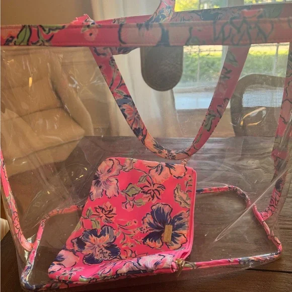 Lilly Pulitzer Kendyl Tote Bag clear with small bag inside - Picture 7 of 10